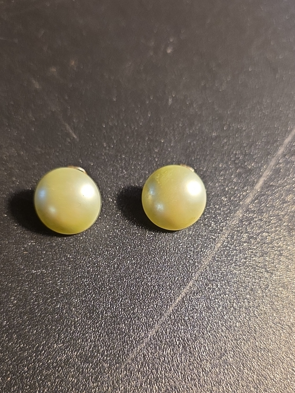 Classic Round Green Pearl-Effect Clip Earrings - Women Jewelry